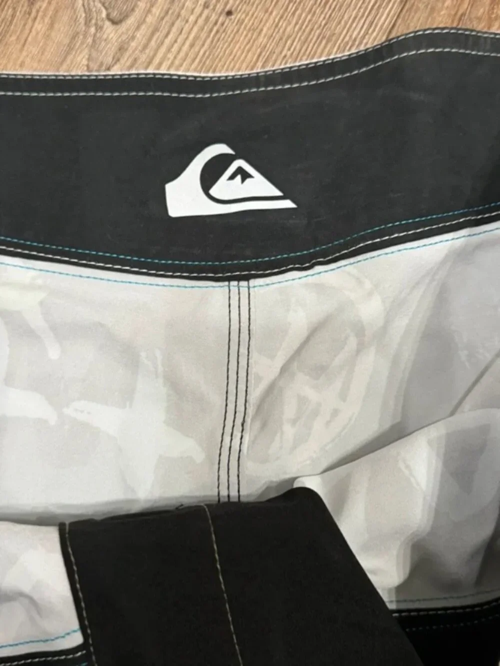 Quiksilver Remix Swim Trunks Board Shorts size 38x20 New with tags Retail $55